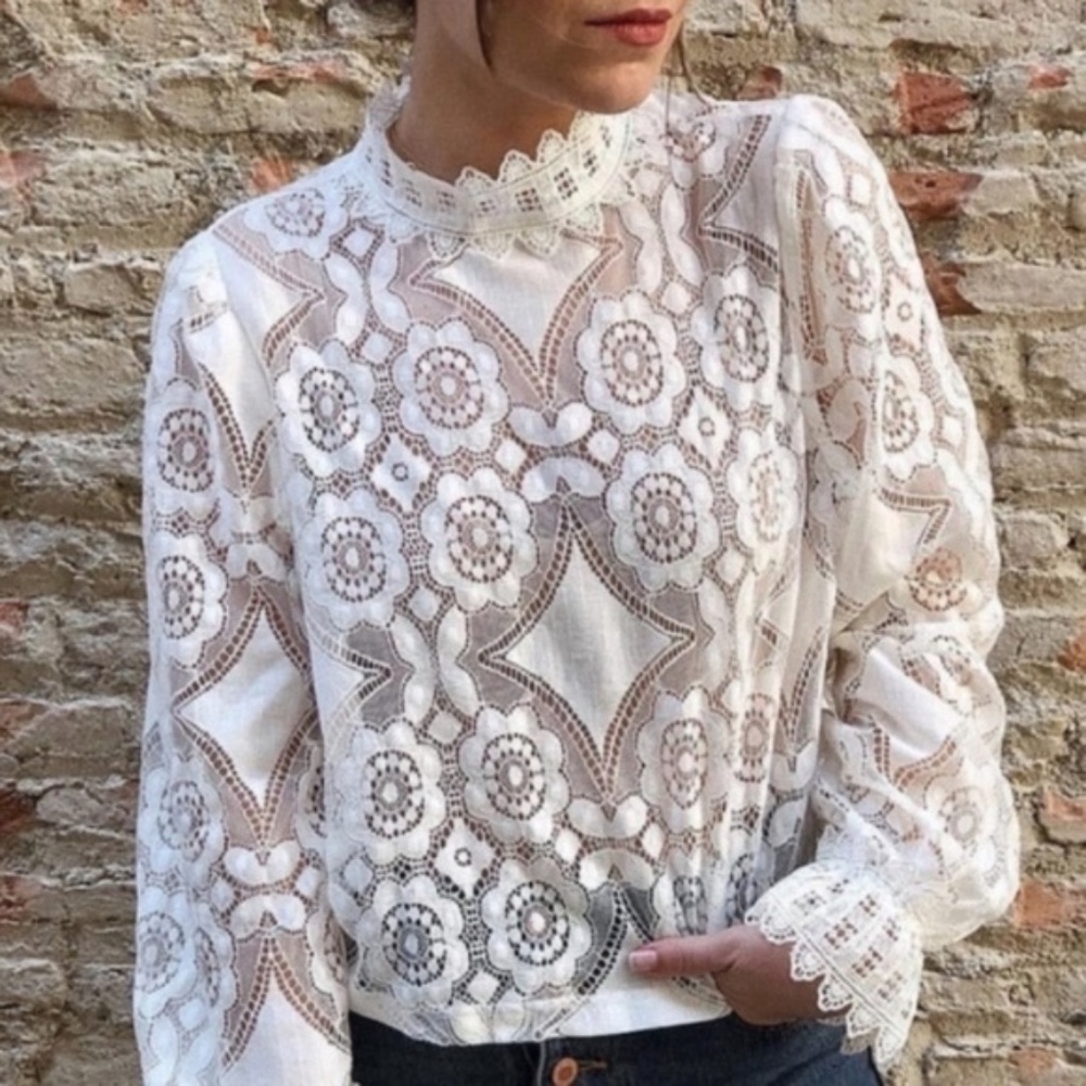 White lace scalloped high neck long sleeve Top Boho - Picture 3 of 14